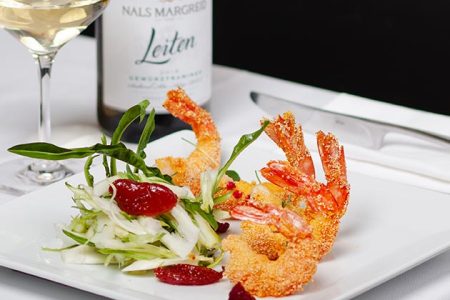 piatto con scampi ristorante la plancia